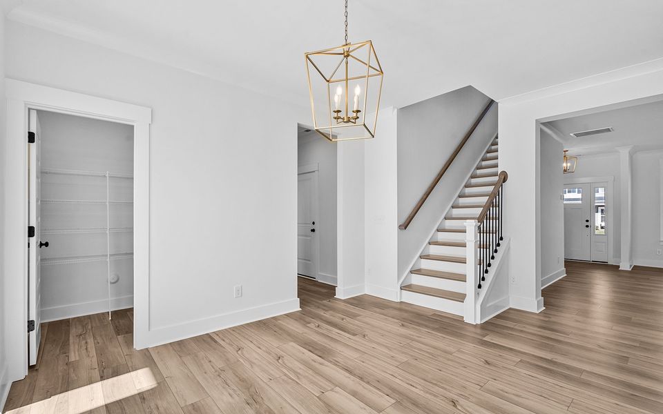 Spacious, unfurnished interior of a new home in Hanes Lake, Winston-Salem (Image 24).