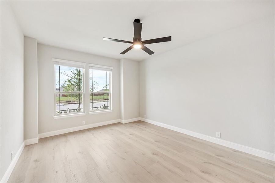 Spacious, unfurnished interior of a new home in Meraki, Forney (Image 15).