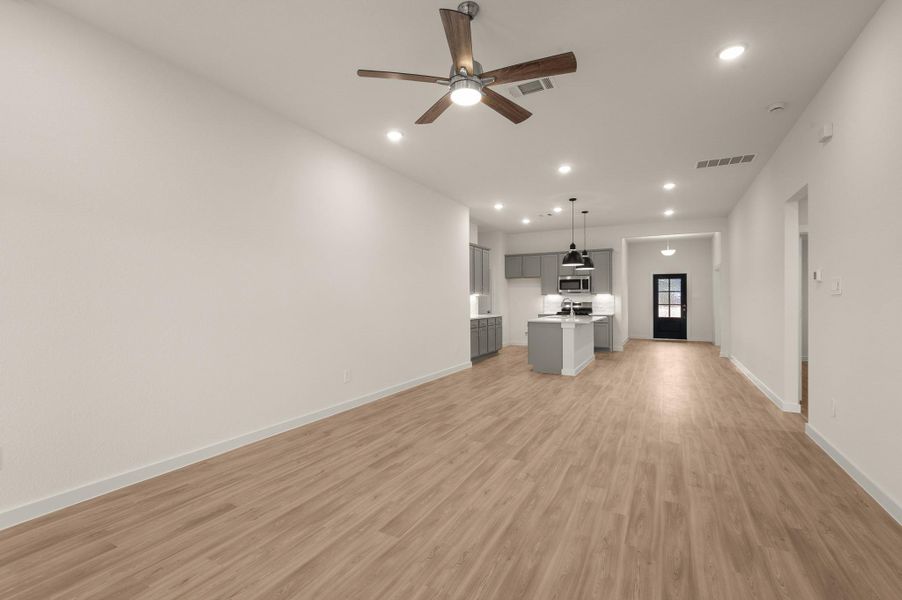 Image 26 of a home in Moran Ranch. Image 26 of a home in Moran Ranch.