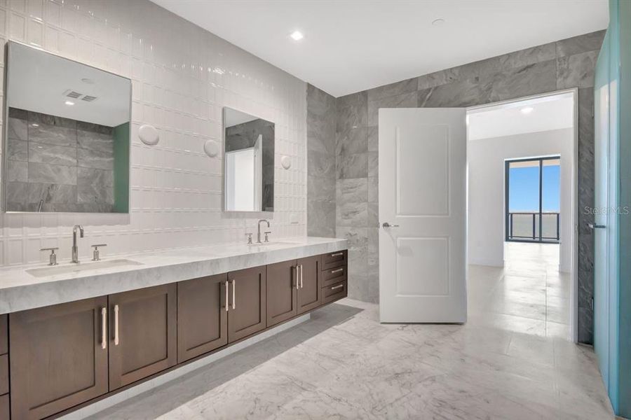 Furnished interior view inside a new home in , Tampa (Image 58).