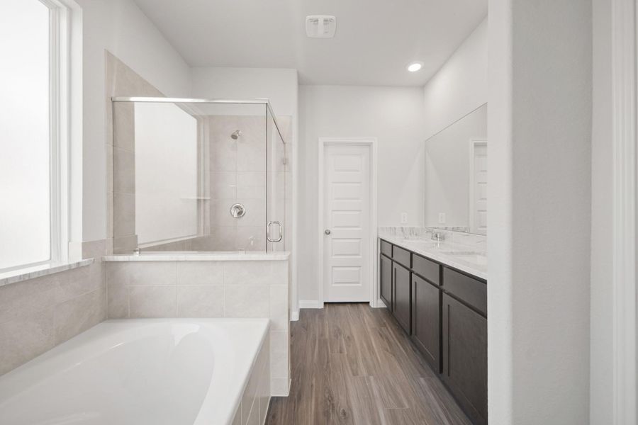 Furnished interior view inside a new home in Bluestem, Brookshire (Image 7).