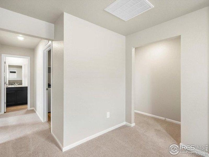 Spacious, unfurnished interior of a new home in , Greeley (Image 13).