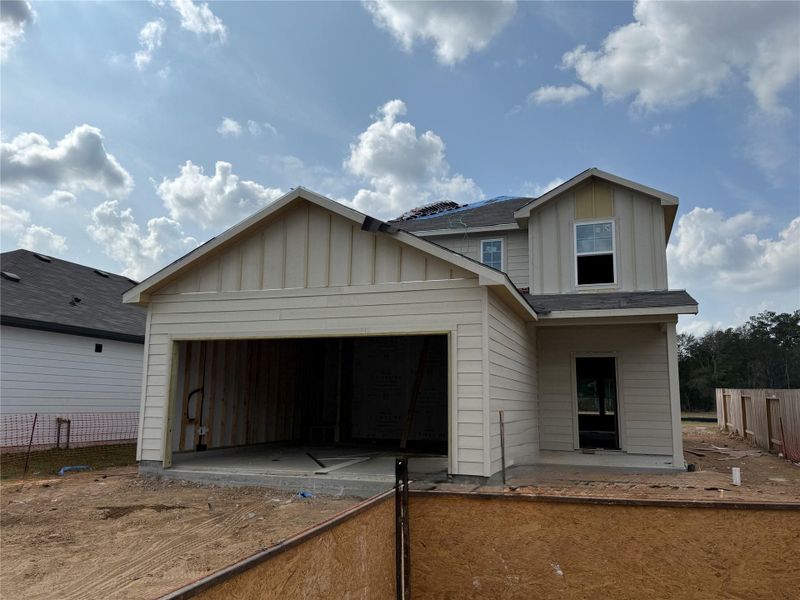 Exterior details and patio area of a home in Crockett Meadows, Conroe (Image 2). Exterior details and patio area of a home in Crockett Meadows, Conroe (Image 2).