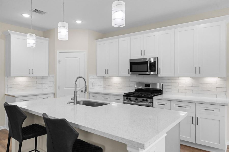 Furnished interior view inside a new home in , Columbus (Image 4).