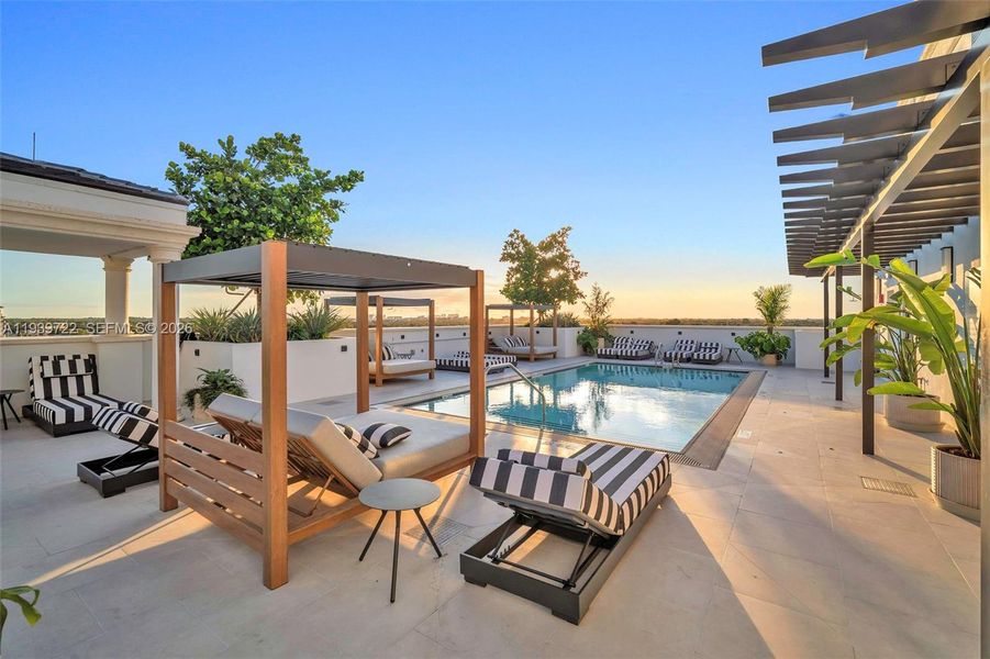 Community amenities in , Coral Gables (Image 28).