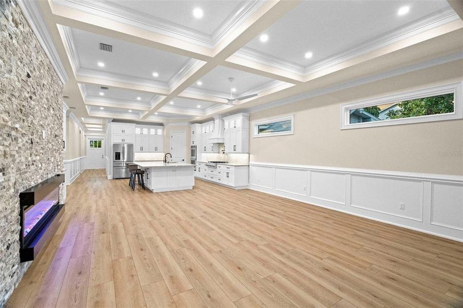 Spacious, unfurnished interior of a new home in , Safety Harbor (Image 51).