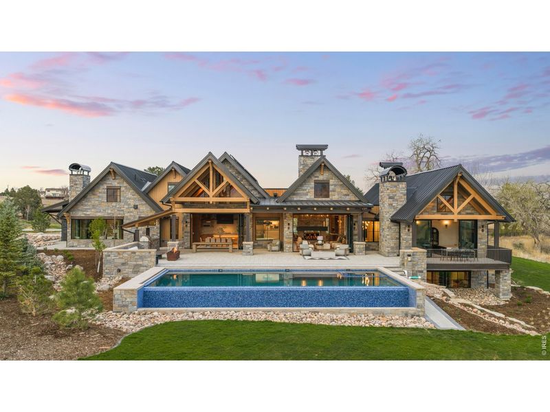 Community amenities in , Lafayette (Image 24).