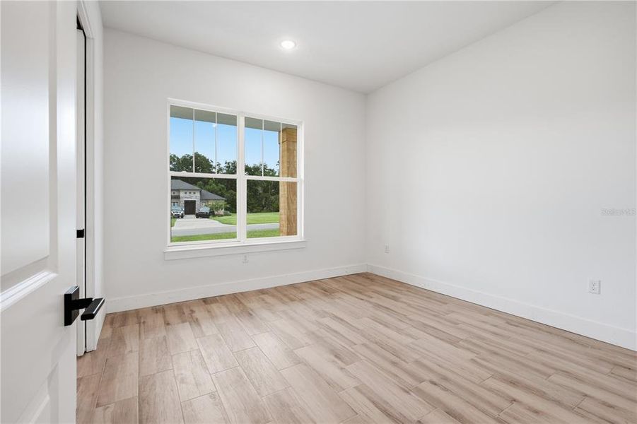 Spacious, unfurnished interior of a new home in , Dunnellon (Image 23). Spacious, unfurnished interior of a new home in , Dunnellon (Image 23).