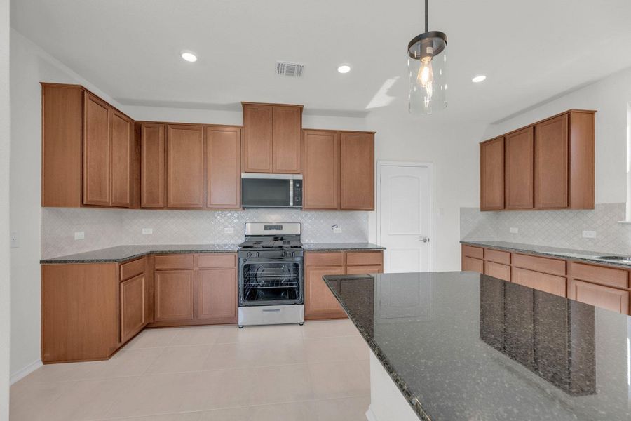 Furnished interior view inside a new home in Salerno - Heritage Collection, Round Rock (Image 11).