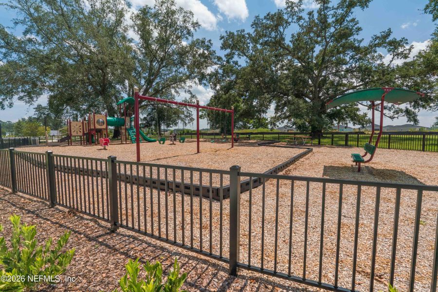 Community amenities in Granary Park, Green Cove Springs (Image 54).