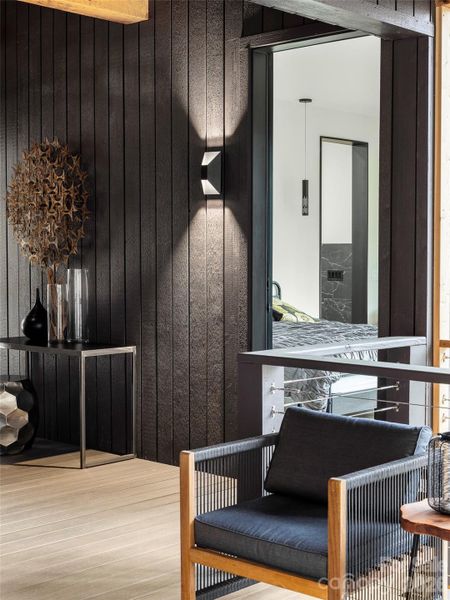 Main Level Deck into the Breezeway Main Level Deck into the Breezeway