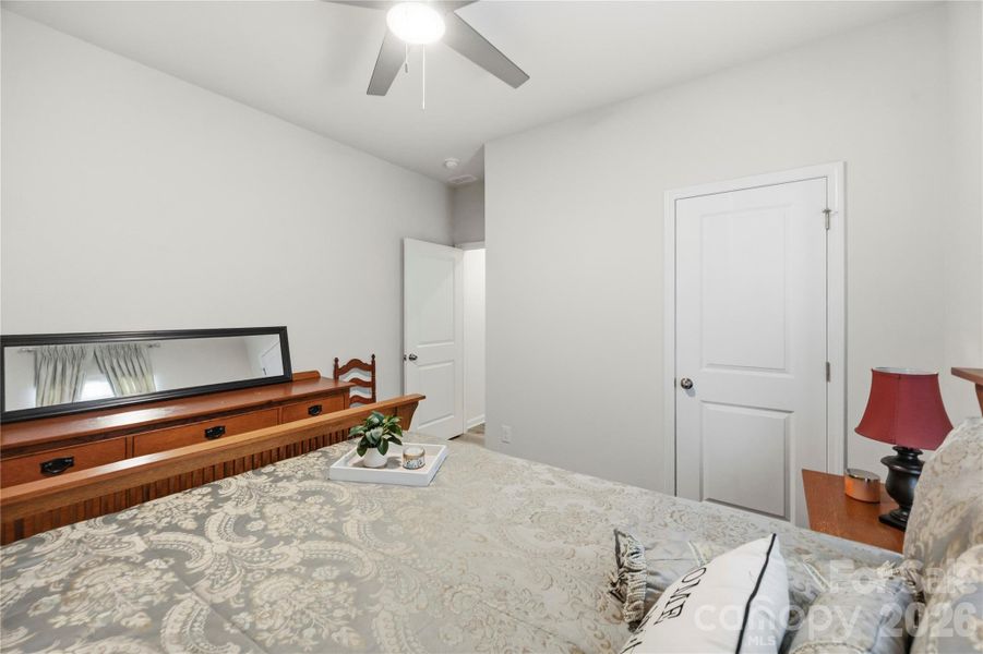 Furnished interior view inside a new home in Legacy Ridge, Catawba (Image 15). Furnished interior view inside a new home in Legacy Ridge, Catawba (Image 15).