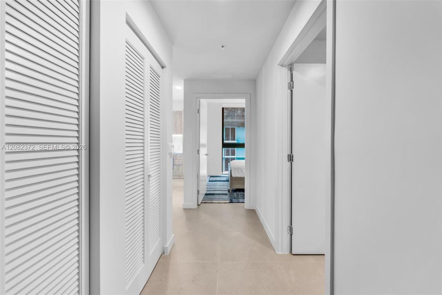 Spacious, unfurnished interior of a new home in , Miami (Image 19).