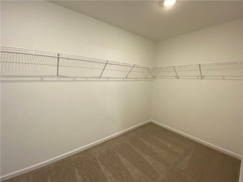 Spacious, unfurnished interior of a new home in Creekside, Dawsonville (Image 20).