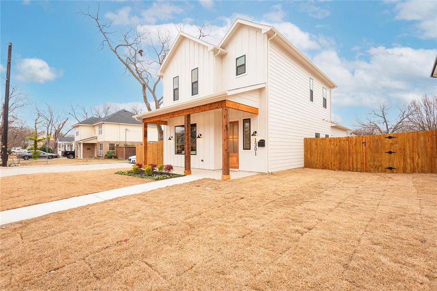 Exterior details and patio area of a home in , McKinney (Image 2). Exterior details and patio area of a home in , McKinney (Image 2).
