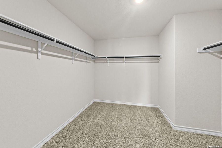 Spacious, unfurnished interior of a new home in Brookstone Creek, San Antonio (Image 26).