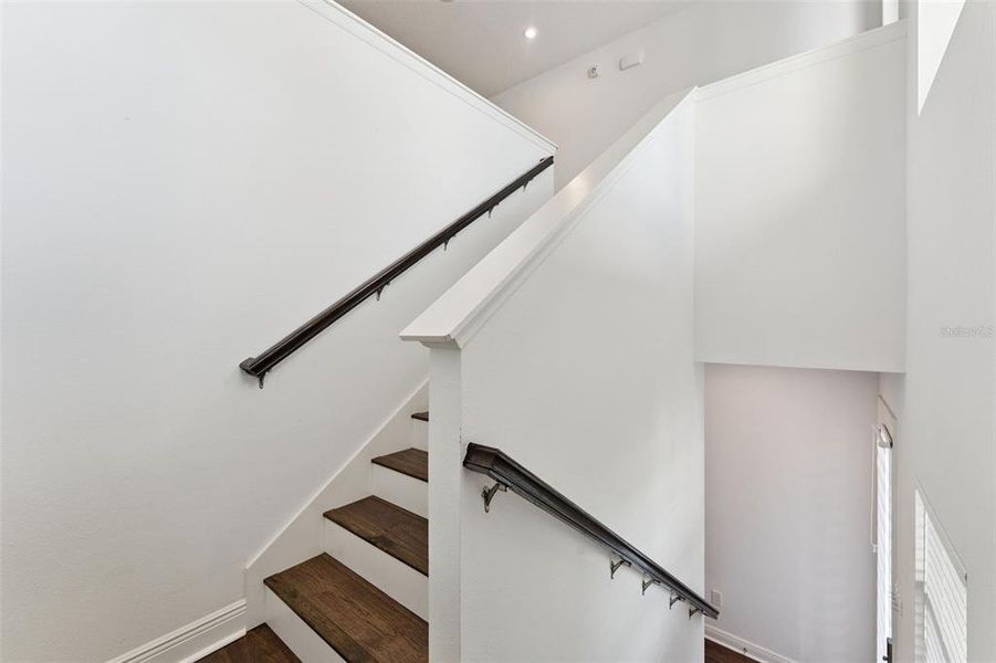 Spacious, unfurnished interior of a new home in , Orlando (Image 23).