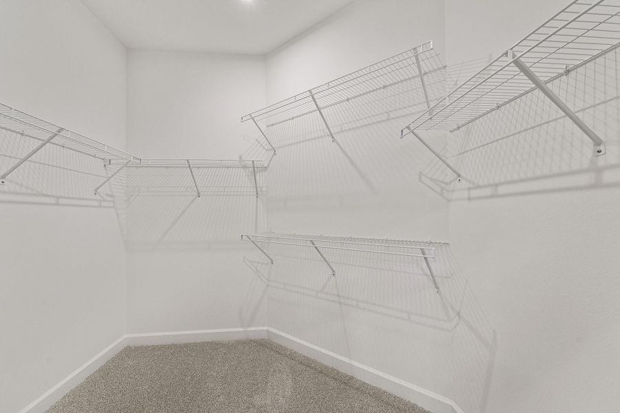 Spacious, unfurnished interior of a new home in Tradition - Cadence, Port St. Lucie (Image 15).