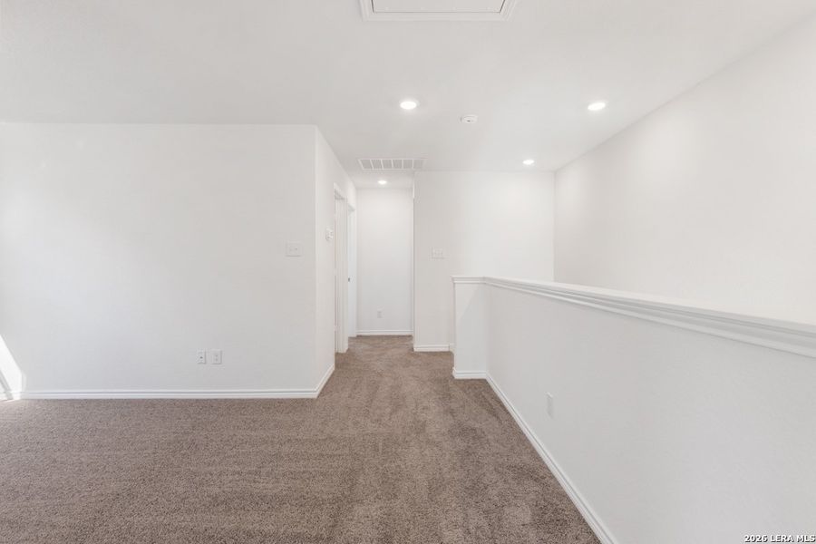 Spacious, unfurnished interior of a new home in Spanish Trails Villas, San Antonio (Image 29). Spacious, unfurnished interior of a new home in Spanish Trails Villas, San Antonio (Image 29).