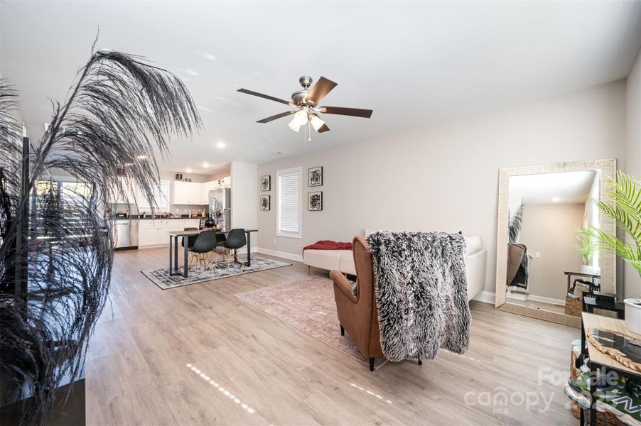 Furnished interior view inside a new home in , Kannapolis (Image 7).