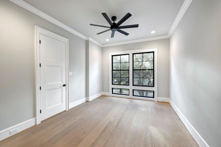 Spacious, unfurnished interior of a new home in , Houston (Image 21).