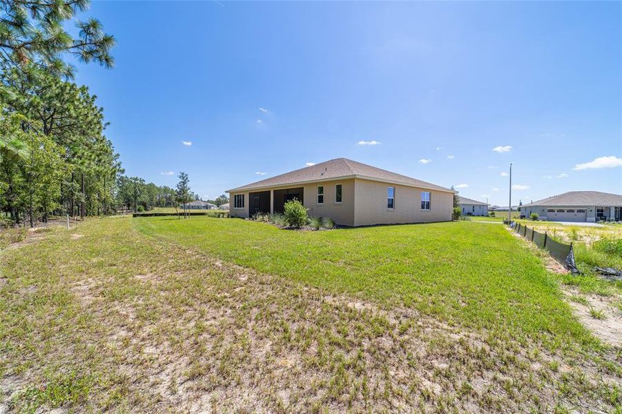 Exterior details and patio area of a home in , Ocala (Image 31).