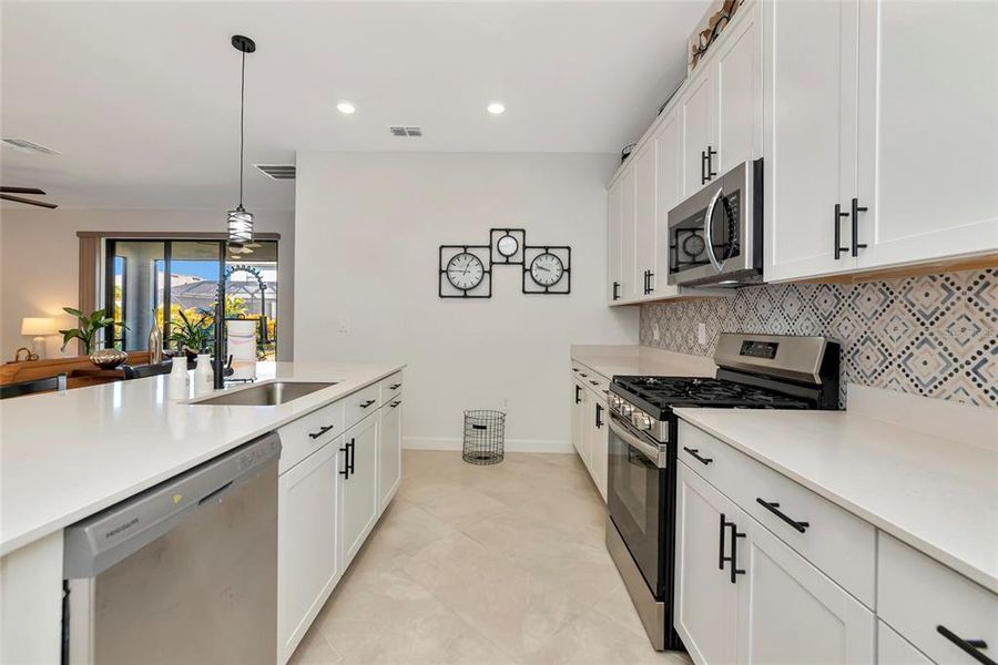 Furnished interior view inside a new home in Lorraine Lakes at Lakewood Ranch, Lakewood Ranch (Image 19).