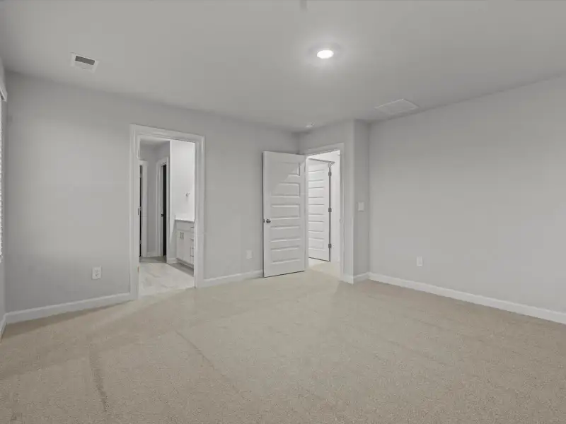 Spacious, unfurnished interior of a new home in The Farm at Wells Creek - Heritage Collection, Gray Court (Image 14).
