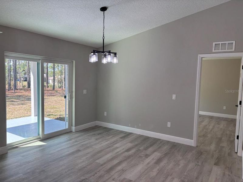 Spacious, unfurnished interior of a new home in , Citrus Springs (Image 37).
