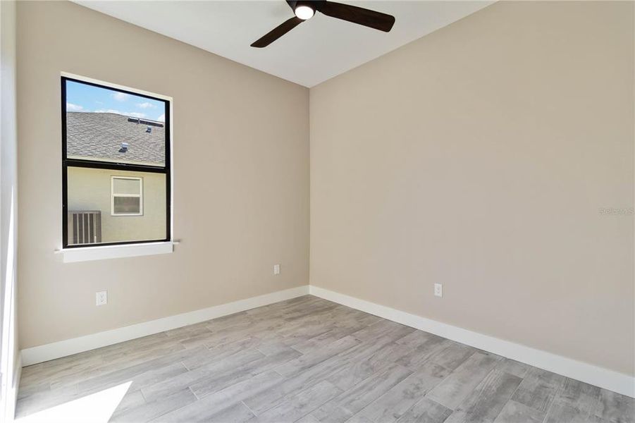 Spacious, unfurnished interior of a new home in , Rotonda West (Image 27).