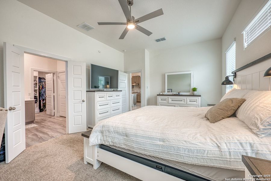 Furnished interior view inside a new home in Hunters Ranch, San Antonio (Image 6). Furnished interior view inside a new home in Hunters Ranch, San Antonio (Image 6).