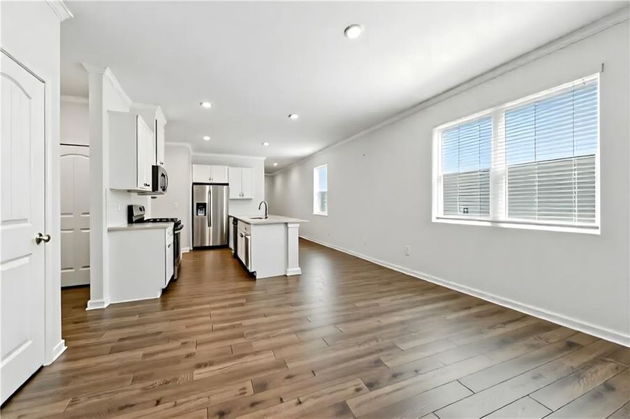 Spacious, unfurnished interior of a new home in , Acworth (Image 16).