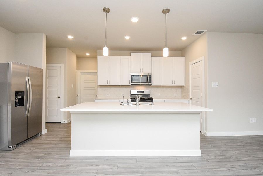 Furnished interior view inside a new home in Montgomery Oaks - Premier, Conroe (Image 29). Furnished interior view inside a new home in Montgomery Oaks - Premier, Conroe (Image 29).