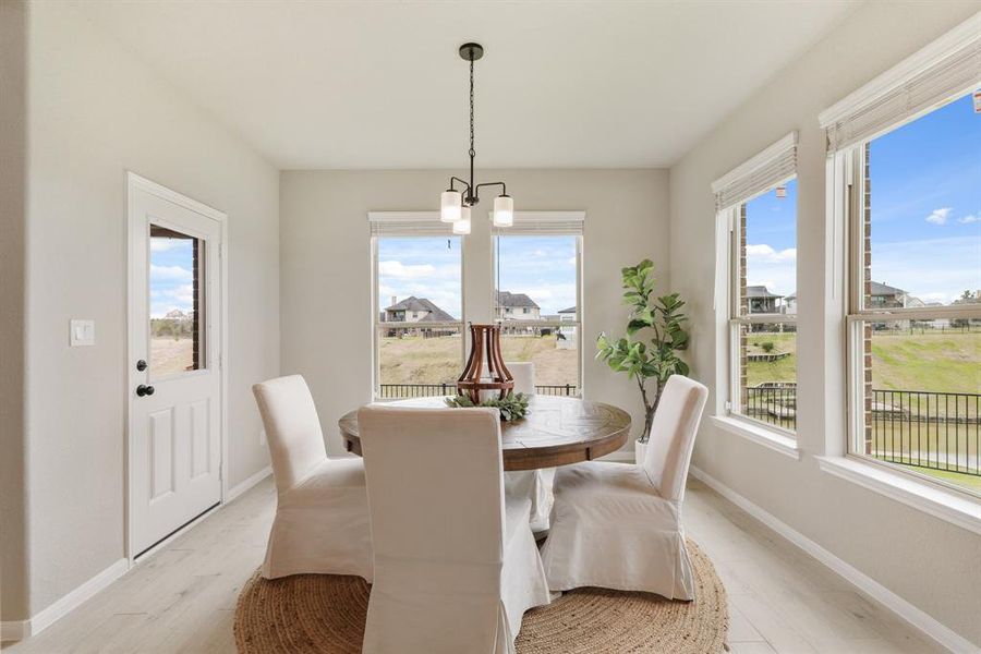 Charming dining area (*Photo not of actual home and used for illustration purposes only.)