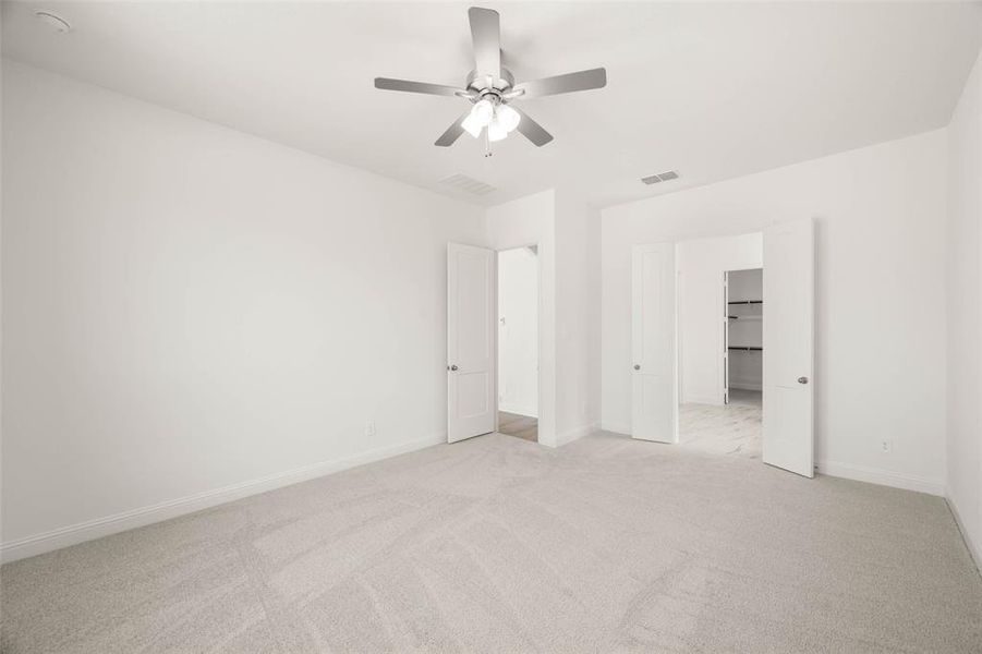 Spacious, unfurnished interior of a new home in The Oaks, Red Oak (Image 13). Spacious, unfurnished interior of a new home in The Oaks, Red Oak (Image 13).