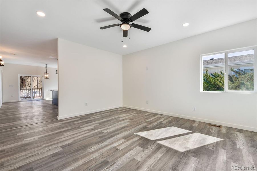 Spacious, unfurnished interior of a new home in , Colorado Springs (Image 25).