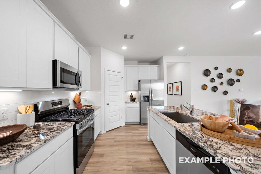Representative furnished interior of a home built from the The Sabine F by Davidson Homes LLC in Spring Branch Crossing, Conroe (Image 10).