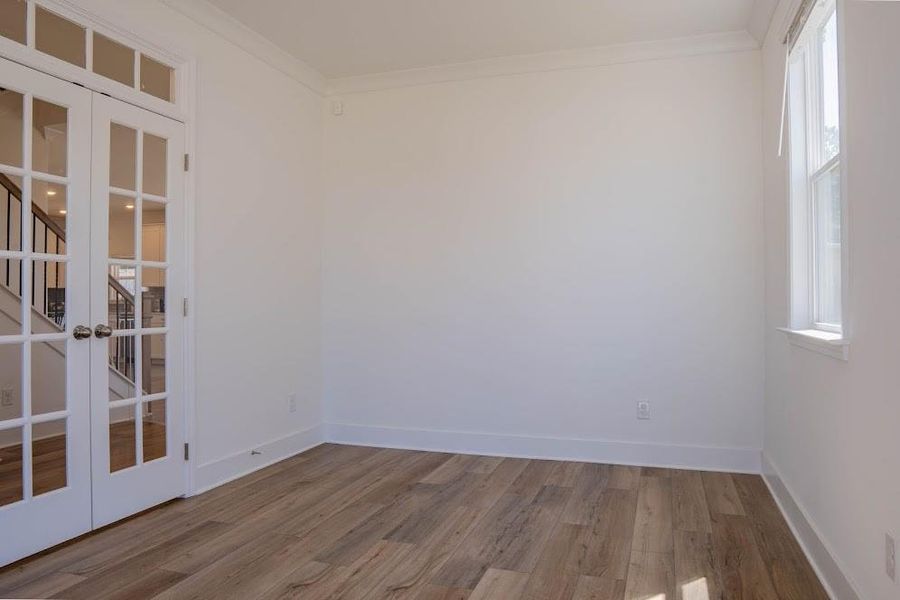 Spacious, unfurnished interior of a new home in Park at Ansleigh Farms, Dallas (Image 22).