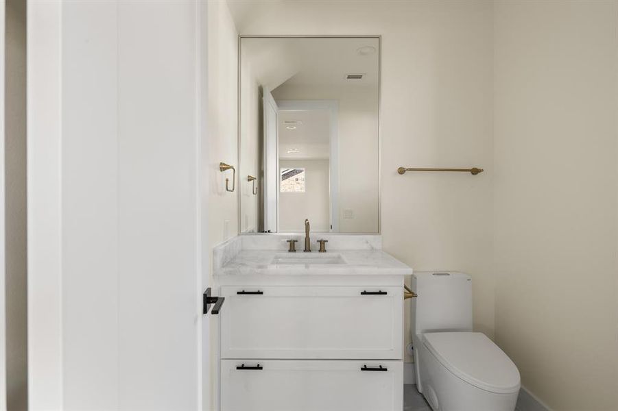 Guest house 1/2 bathroom Guest house 1/2 bathroom