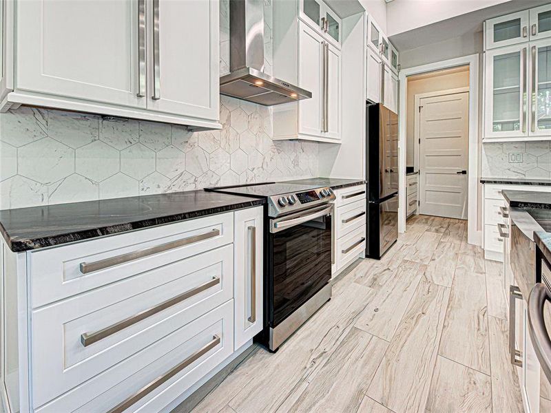Furnished interior view inside a new home in , North Port (Image 9).