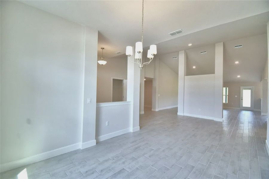 Spacious, unfurnished interior of a new home in Lake Juliana Estates, Auburndale (Image 18).