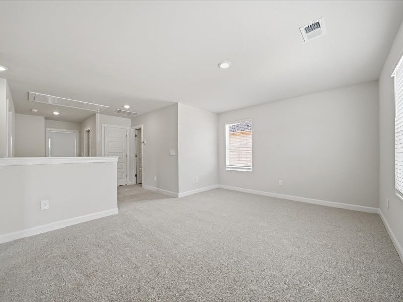 Spacious, unfurnished interior of a new home in The Farm at Wells Creek - Heritage Collection, Gray Court (Image 11). Spacious, unfurnished interior of a new home in The Farm at Wells Creek - Heritage Collection, Gray Court (Image 11).