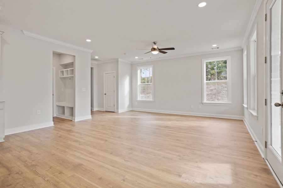 Spacious, unfurnished interior of a new home in Phillips Crossing, Ridgeville (Image 27).