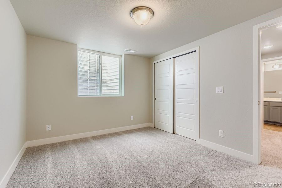Spacious, unfurnished interior of a new home in , Commerce City (Image 27).