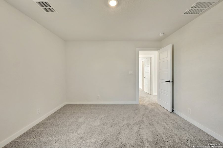 Spacious, unfurnished interior of a new home in Mayfair - Select Classic Series, New Braunfels (Image 32).