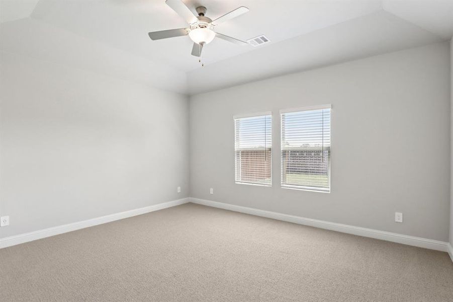 Photo is not of the actual home, but is an inspirational photo of builder’s model home and may depict options, furnishings, and/or decorator features that are not included. Photo is not of the actual home, but is an inspirational photo of builder’s model home and may depict options, furnishings, and/or decorator features that are not included.