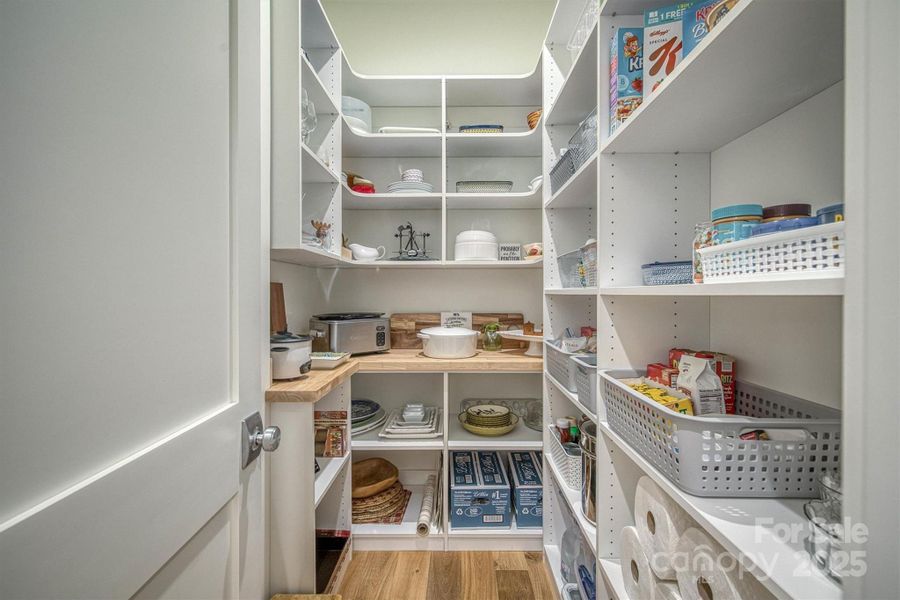 Image 35 of a home in .