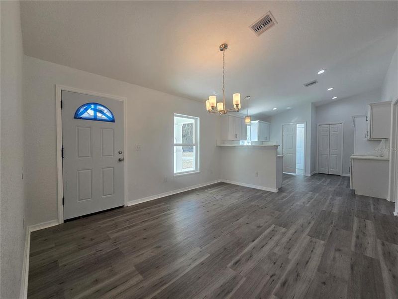 Spacious, unfurnished interior of a new home in , Ocklawaha (Image 35).