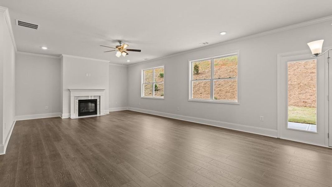 Spacious, unfurnished interior of a new home in Hamptons at Riverwood East, Dallas (Image 16).