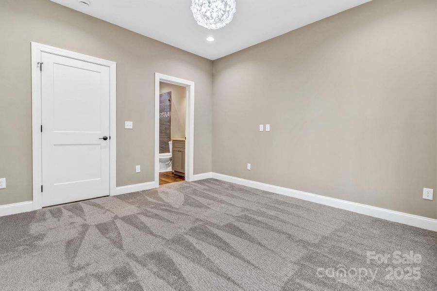 Spacious, unfurnished interior of a new home in , Mars Hill (Image 18).